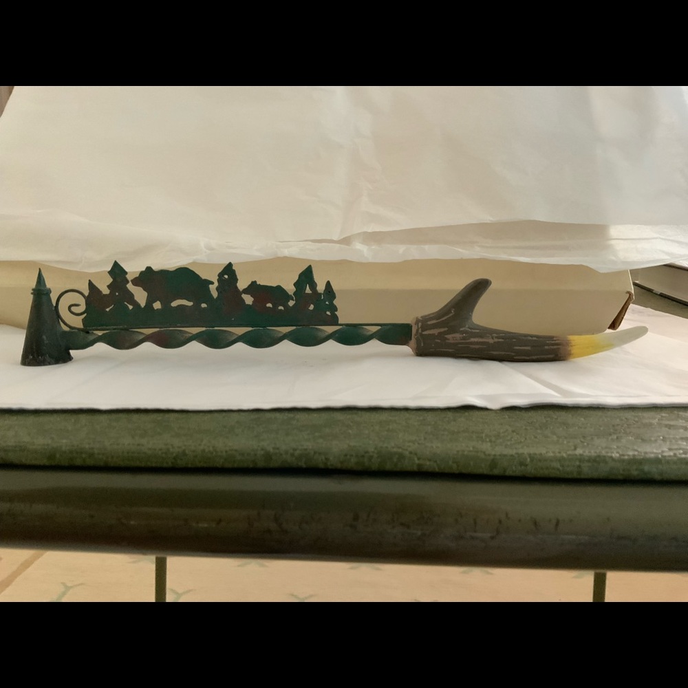 Candle snuffer